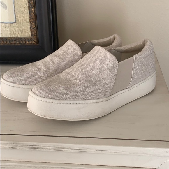 vince warren slip on